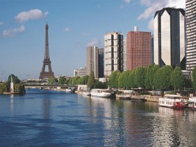 day room Paris 15. Tour Eiffel / Porte de Versailles